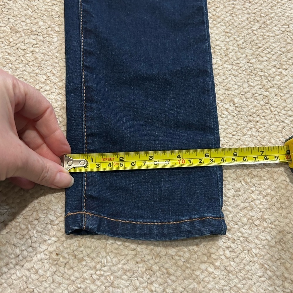 IRIS Skinny Jeans Juniors Size 7. Style IP8182. Medium/Dark wash - Picture 9 of 10